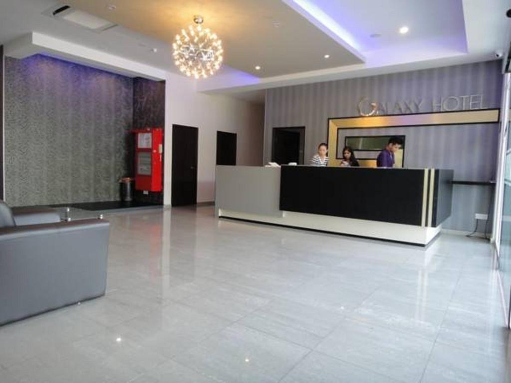 Galaxy Hotel Simpang Ampat  Экстерьер фото