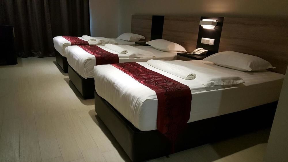 Galaxy Hotel Simpang Ampat  Экстерьер фото